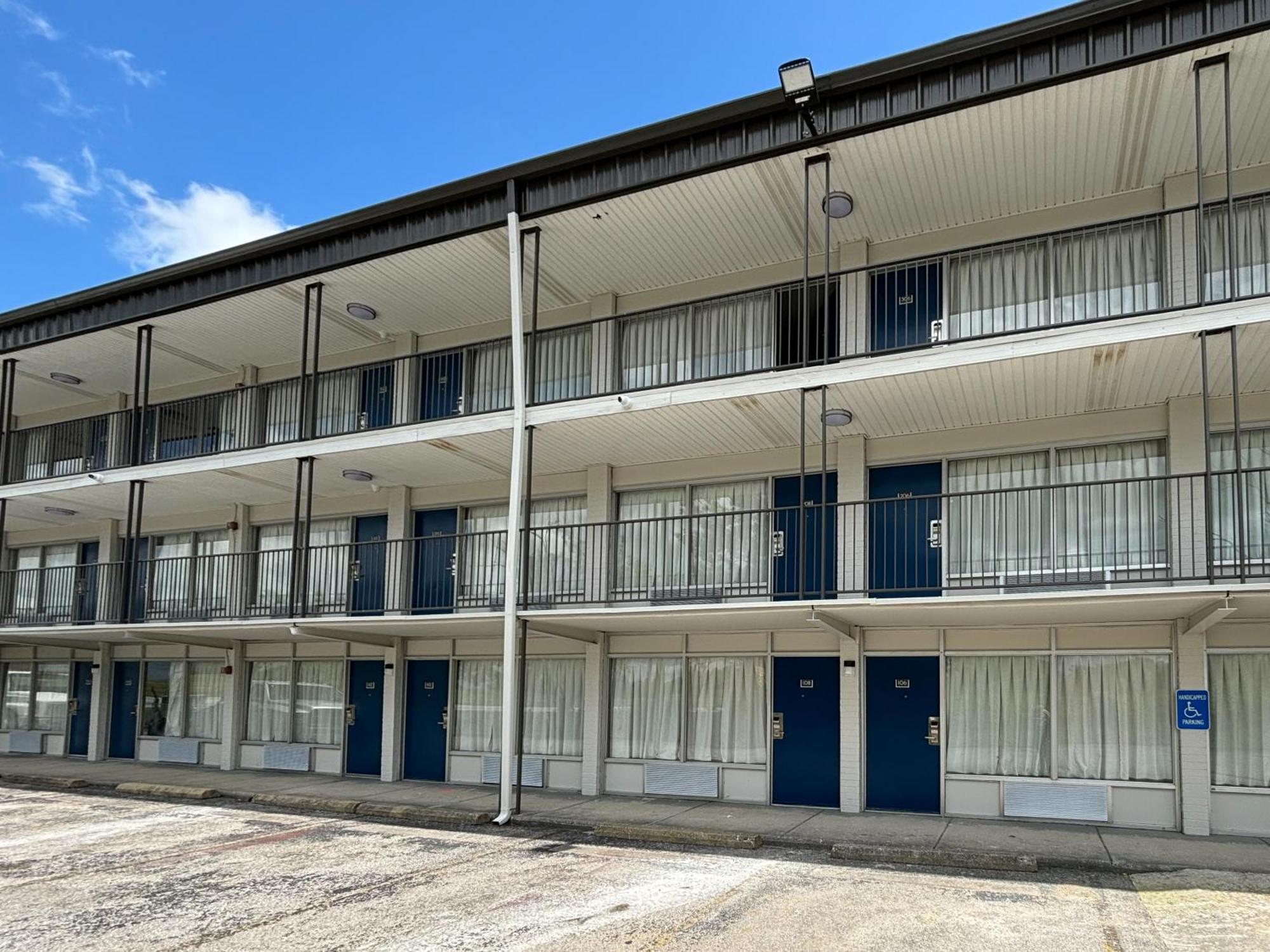 Motel 6 Richmond, Ky Eku Campus Area Exteriér fotografie